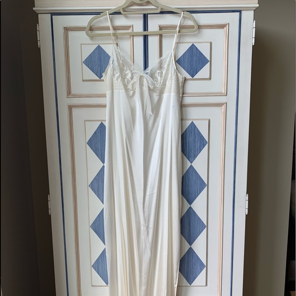 La Perla Other - La Perla Cream Nightgown